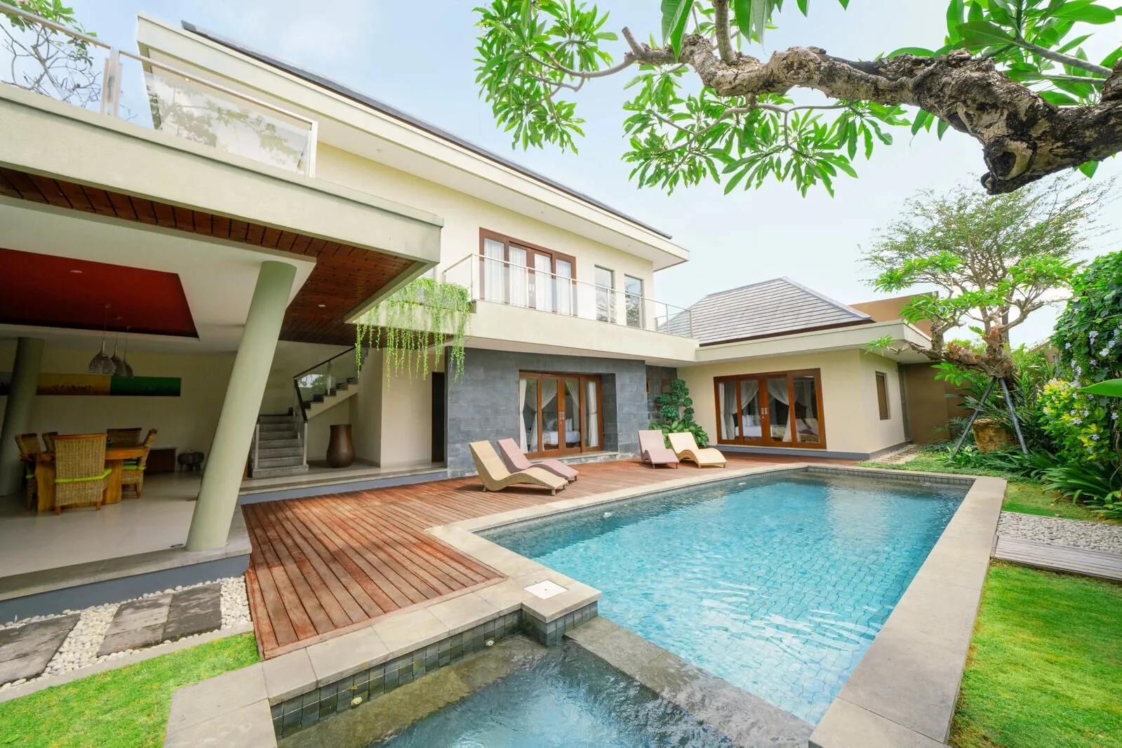 Generous Space, Ultimate Comfort